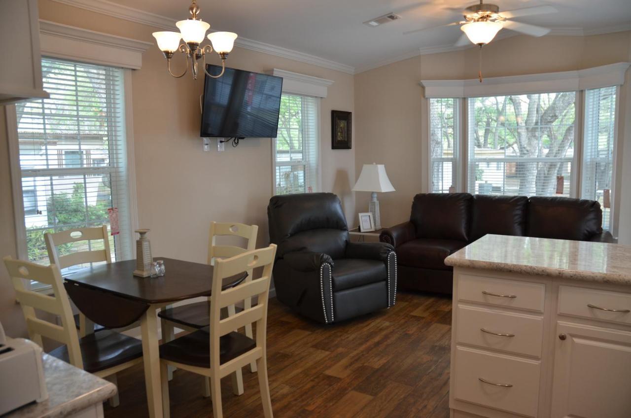 Spanish Main Rv Resort Thonotosassa Экстерьер фото